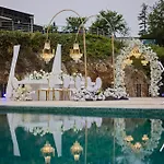 Maritim Marina Bay Resort Spa & Casino Adult Friendly